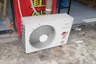 从江空调突然不制冷只吹自然风怎么办？